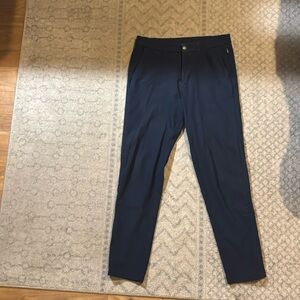 Men’s Lululemon ABC pant in true navy